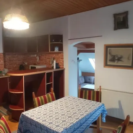 度假居 Casa De Vacanta La Kerek